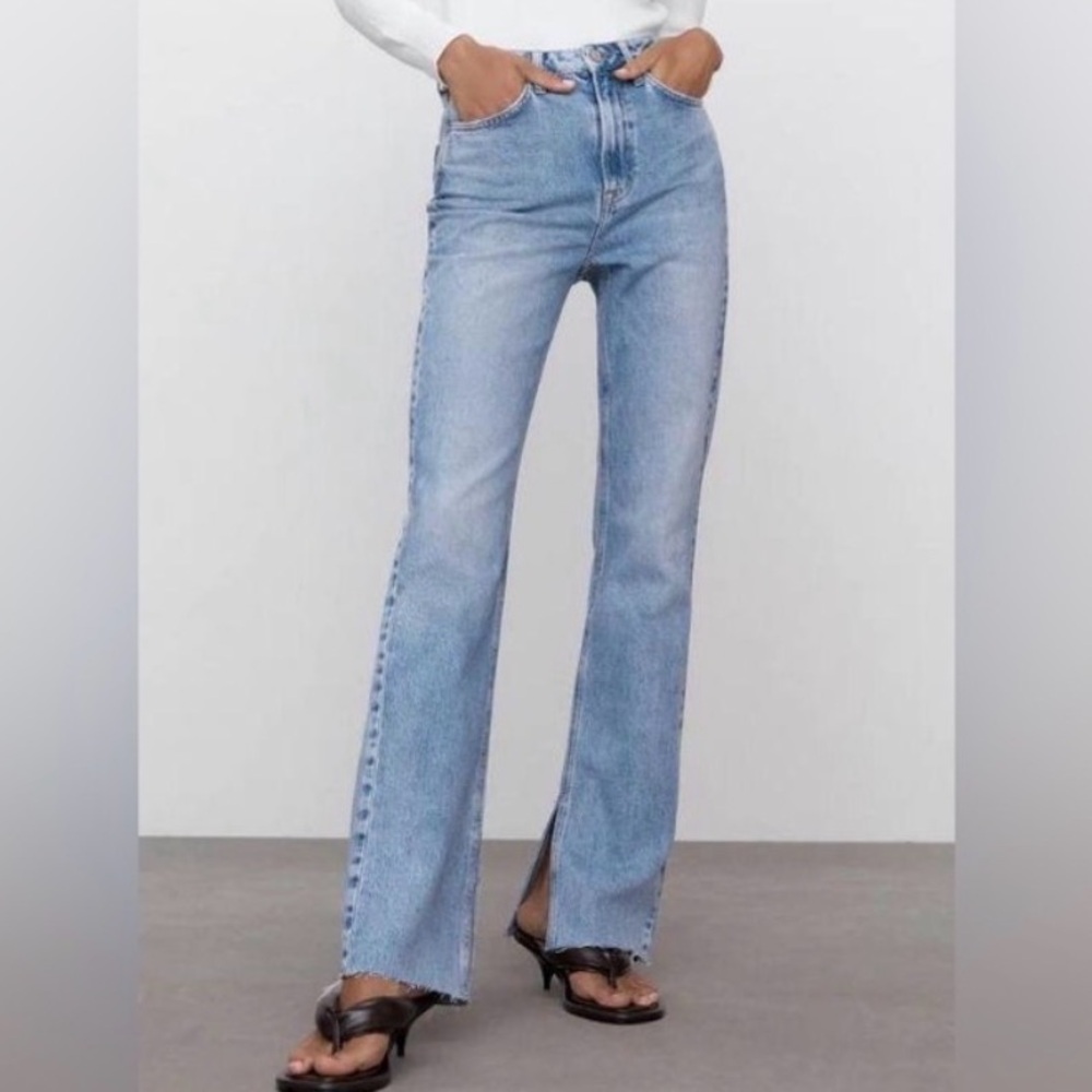 Zara High-Rise Light Wash Women’s Jeans